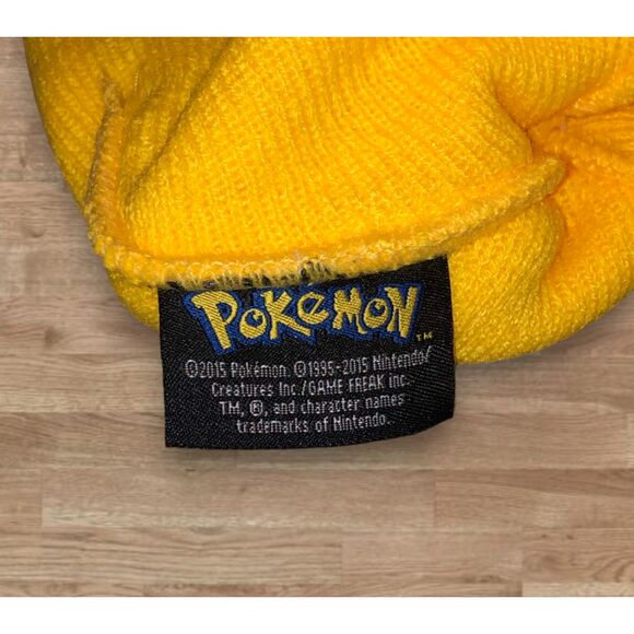 Pokemon Pikachu Knit Beanie Hat BioWorld 2015 OFFICIAL Skull Cap Winter Hat - Picture 6 of 7